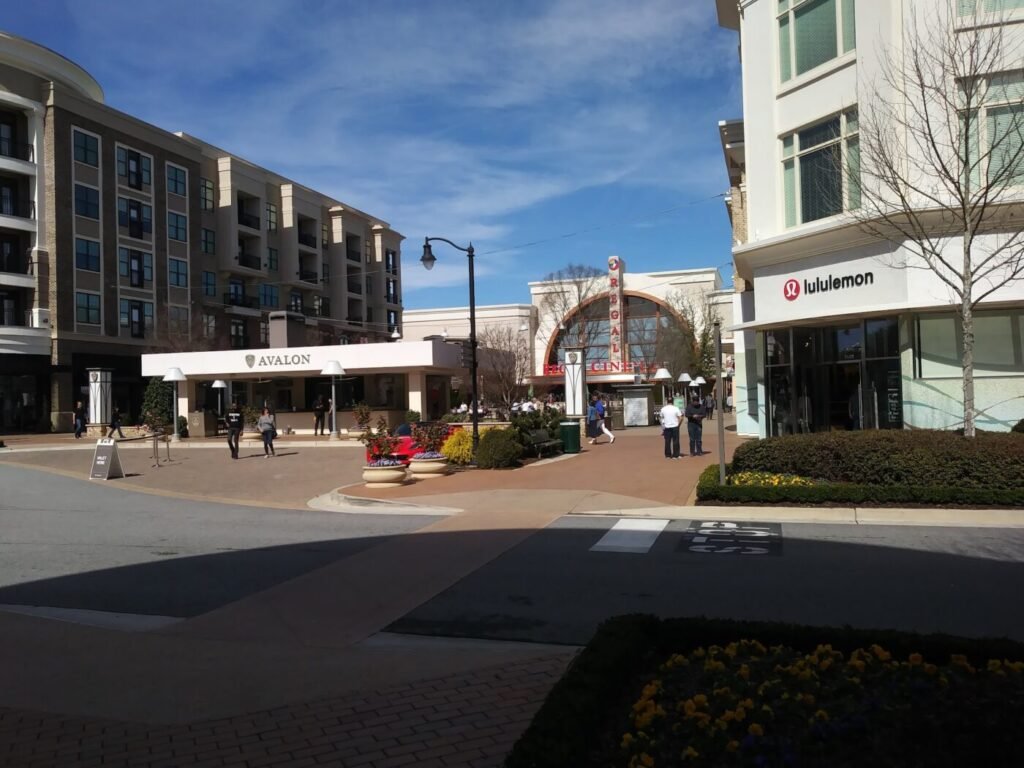 The avalon center in alpharetta