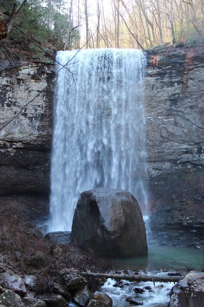 Cloudland Canyon State Park: A Cliffside Escape from North Atlanta