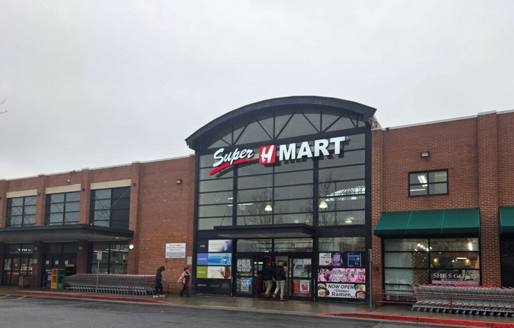H Mart international grocery store in Duluth Georgia serving North Atlanta shoppers