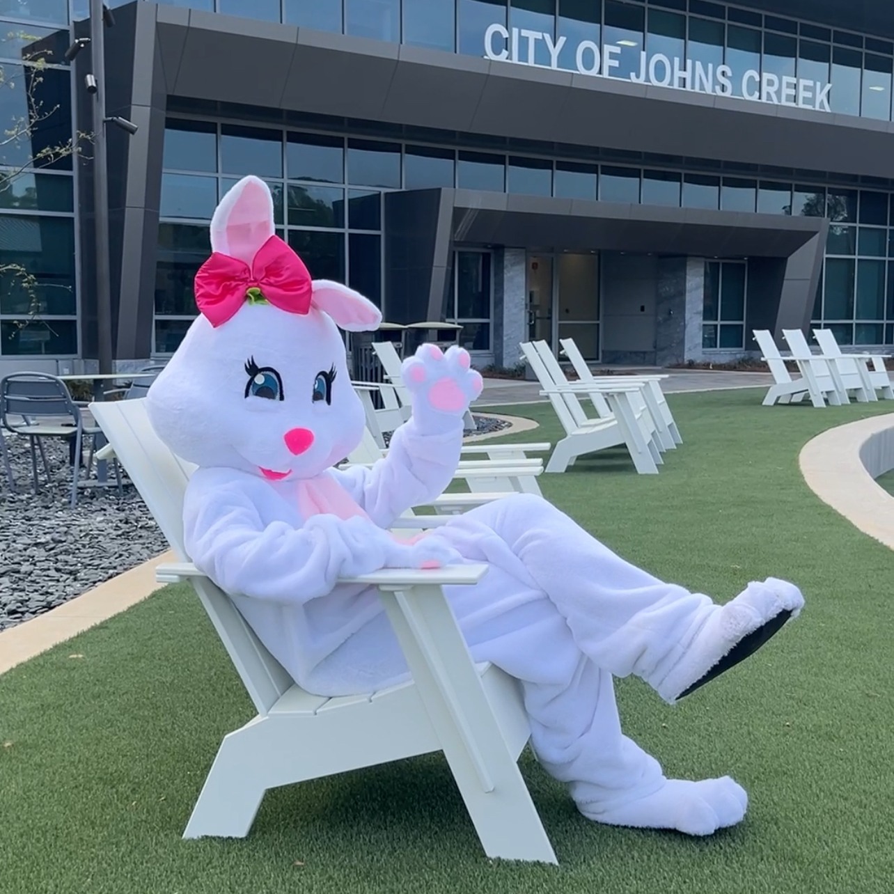 Weekend Events (April 3–5, 2026). From the Hop-A-Long Egg Hunt and Tribute Concerts to Spring Markets and Theatrical Whodunits